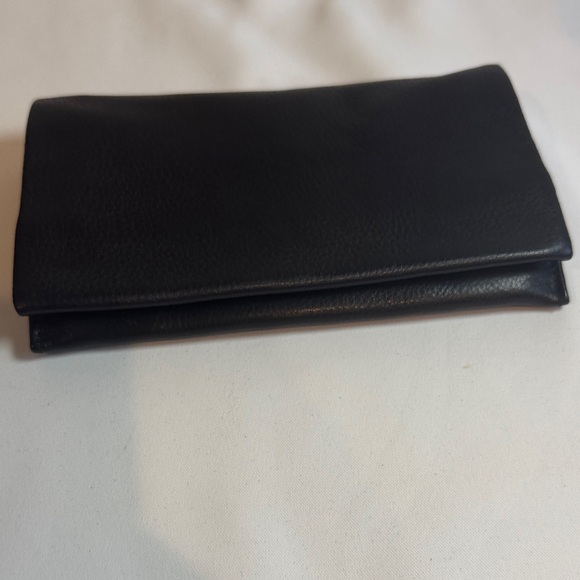 Latico Eloise Black Leather Zip Wallet “NWT” - Picture 9 of 12